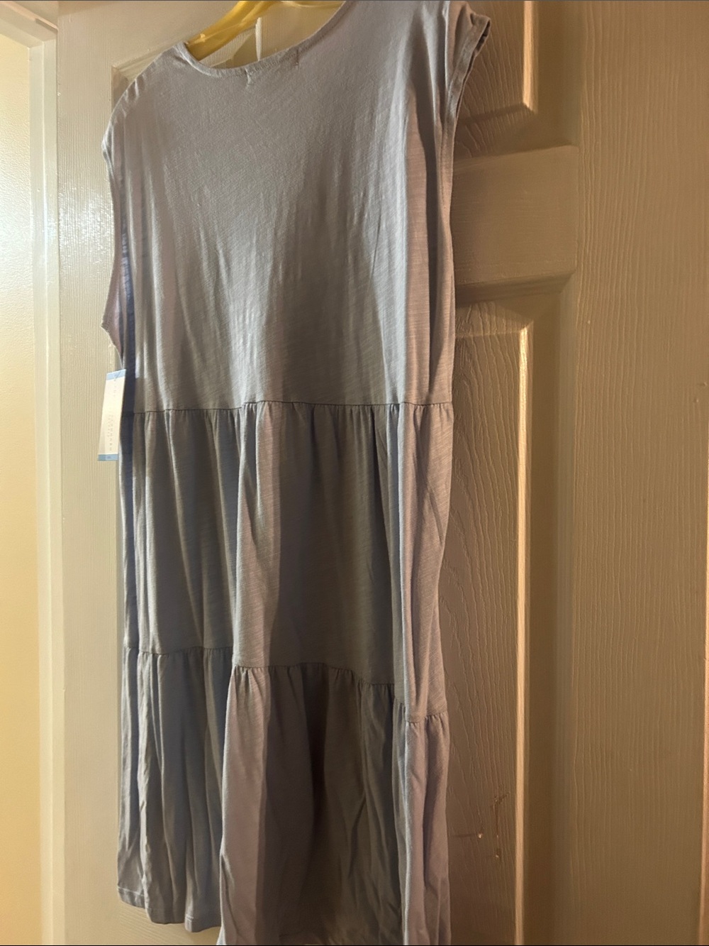 Sleeveless Light Blue V-Neck Tiered Midi Dress - Picture 3 of 3